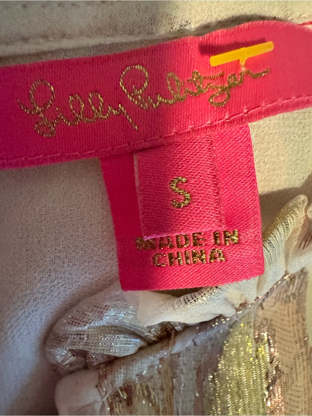 Lilly Pulitzer Giana Silk Top Blouse V-Neck Sparkle Metallic Accents Sz S - Picture 5 of 13